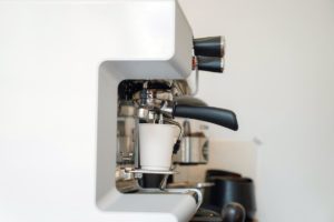 Differences Between Fully Automatic And Semi Automatic Coffee Machines