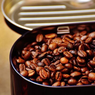7 Reasons To Try Different Coffee Beans + 4 To Try Unroasted Beans